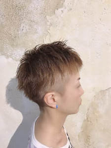 【Flor】*センシュアルベリーショート+ハイトーン* - Flor 上大岡掲載