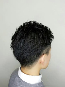 【Flor】*フルハーフバイアス+ツーブロック* - Flor 上大岡掲載