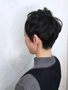 【Flor】*大人かわいい×黒髪ベリーショート* - Flor 上大岡掲載