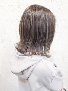 【Flor】＊ハイライト＋アッシュグレー＊ - Flor 上大岡掲載