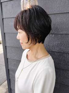 大人ショートスタイル - odd-jobs KUM hair & make掲載