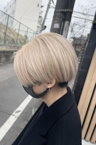 センターパート/ホワイトカラー/ブロンド/メンズ - ACT 仙台店掲載