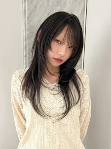 レイヤーカット　デザインカラー　ハイトーン　表参道/原宿