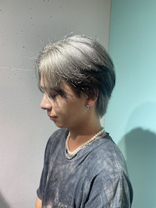 センターパート／メンズハイトーン／エンドカラー - ACT 十条店掲載