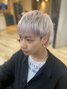 ホワイトシルバー - ACT 十条店掲載