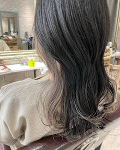 ミルクティーグレージュ×グレージュ　インナーカラー - ACT 十条店掲載