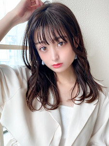 2wayバングでイメチェン顔まわりレイヤーのくびれヘアが人気 - AFLOAT/L 錦糸町【アフロートエル】掲載