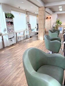 HAIR MAKE FELIX 板宿店(ヘアーメイクフィリックス イタヤドテン)
