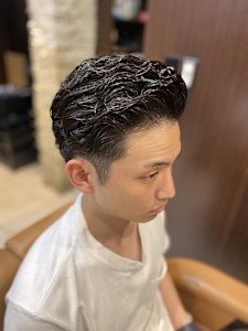 神田ビジネス - ヘアーモードキクチ 神田日銀通り店掲載