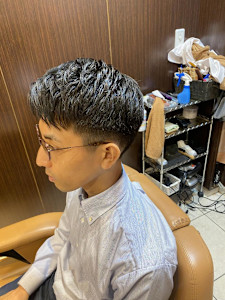 神田ビジネス - ヘアーモードキクチ 神田日銀通り店掲載