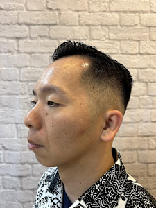 7：3ハードパート×スキンフェード！【新宿/理容室/バーバ】 - 銀座マツナガ 新宿パークタワー店掲載