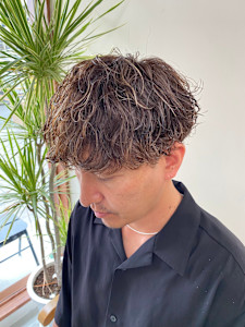 ハイライト無造作マッシュシャドウパーマメッシュパーマ - QOL villa mens salon 立川北口掲載