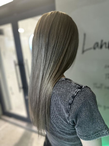 最高の夏に！激かわハイトーン！ - Lanisis Hair掲載