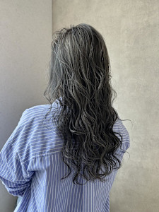 大人ハイライトカラー！ - Lia by KENJE掲載