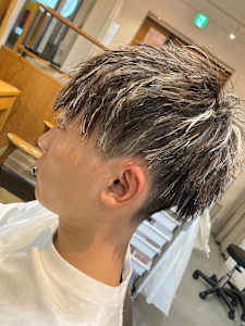 ツイストパーマ＋ハイライトカラー×スタイル - ポワル理美容室掲載