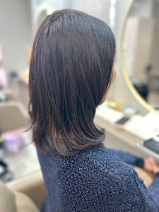 パーマ活かしたミディアムレイヤー♪ - a-o 花咲町掲載