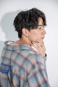 ナチュラルセンターパート/メンズ - SOURCE 堺東掲載