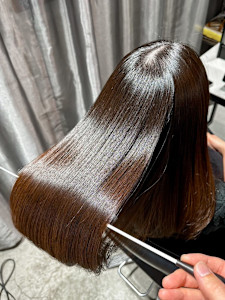 髪質改善縮毛矯正 - bern掲載