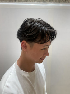 フェザーパーマ〈理容室〉 - ヘアーモードキクチ 銀座店掲載