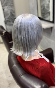 ホワイトシルバー×ブリーチ３回 - GLADGE池袋/ダブルカラー/ブリーチ掲載