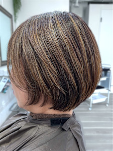 大人ナチュラルボブ×白髪ぼかしハイライト - Lulumalu掲載