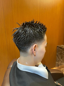 スキンフェード　理容室 - ヘアーモードキクチ 銀座店掲載