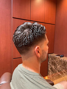 ハイフェード　理容室 - ヘアーモードキクチ 銀座店掲載