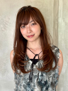池袋 髪質改善 つや髪 ストレート レイヤー ロング♪ - LILIANA掲載