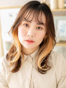 小顔レイヤーカット外国人風インナーカラー　くすみベージュ - COVER HAIR bliss【カバーヘア ブリス】志木/志木南口駅前店掲載