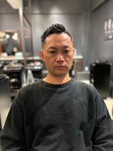 海外イケオジ　スキンフェードショート - THE MAN LeverageNewYork掲載