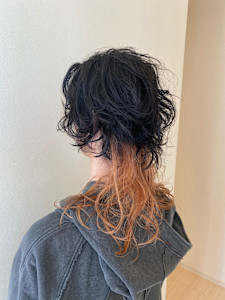 ロングウルフカット×スパイラルパーマ - NICOLA掲載