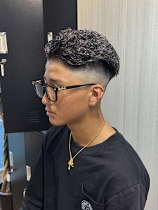 泰成/メンズ/バーバー/フェード/ツイストスパイラル/大宮 - Vii men掲載