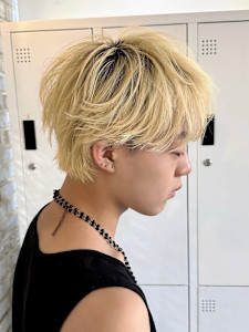 フェザーマッシュ/マッシュショート/ブリーチカラー - Luxo by Afinar掲載