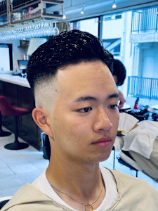 【10代 男性】ロンドン六四スキンフェード（大宮/バーバー） - Graceful Barber London掲載
