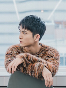 アップバングショート刈り上げ黒髪短髪マッシュ波巻きパーマ - beauty:beast 段原店掲載