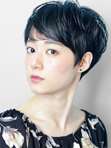 ショート・ボブ/丸顔/前髪あり/絶壁解消/30代/40代/