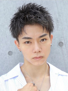 スタンダードアップバング　ソフトツイストパーマ　ツーブロック - FLAVA Men's hair メンズサロン吉祥寺【フレイバ メンズヘア】掲載