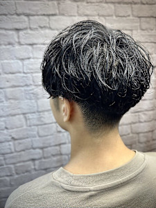 メンズゆるふわニュアンスパーマ【新宿/理容室/バーバー】 - 銀座マツナガ 新宿パークタワー店掲載