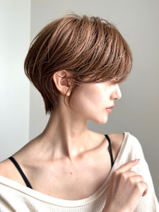 前下がりショート・ボブ/絶壁解消/前髪あり/40代/30代 - INCEPTION  GINZA 銀座掲載