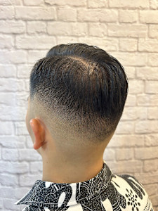 7：3ハードパート×スキンフェード！【新宿/理容室/バーバ】 - 銀座マツナガ 新宿パークタワー店掲載