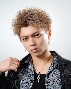 フェザースパイキー - メンズヘア整形サロン GOALD 名古屋 栄掲載