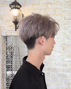 刈り上げホワイトベージュ - Afinar 横浜店掲載