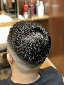 神田クロップ - ヘアーモードキクチ 神田日銀通り店掲載