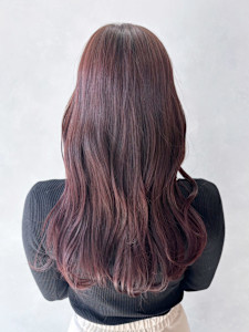 美髪韓国ヘア顔周りレイヤーロング_ba549461 - IT by ALBUM 松戸店【アイティー バイ アルバム】掲載