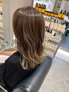 ミディアムヘアー - TAKAHASHI  HAIR&SPA  六本木店 【タカハシ ヘアアンドスパ】掲載