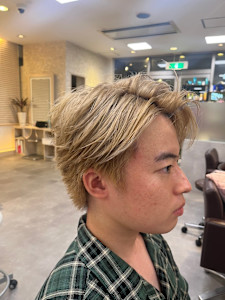 ブリーチ×ベージュ【川越/川越駅】 - Claude MONET 川越店掲載