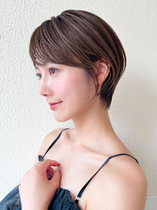 前下がりショートボブで絶壁解消！小顔に見えるひし形シルエット - AFLOAT/L 錦糸町【アフロートエル】掲載