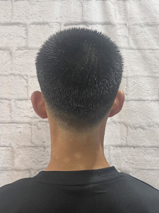 ボウズ／ローフェード／刈り上げ - グレイスフルバーバー プラチナム掲載