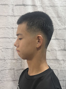 ボウズ／ローフェード／刈り上げ - グレイスフルバーバー プラチナム掲載