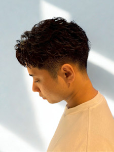 メンズツーブロックパーマツイストスパイラル眉毛カット - beauty:beast 大名店掲載